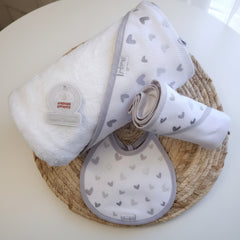 Lot cape de bain, bavoir, lange